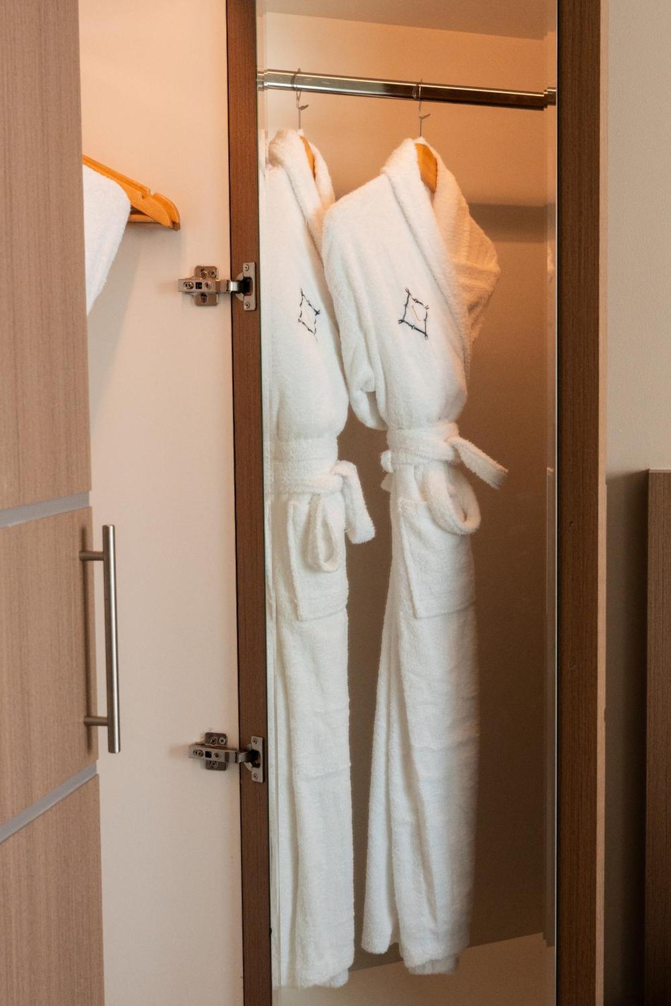 Jood Hotel Apartments Dubai Eksteriør billede